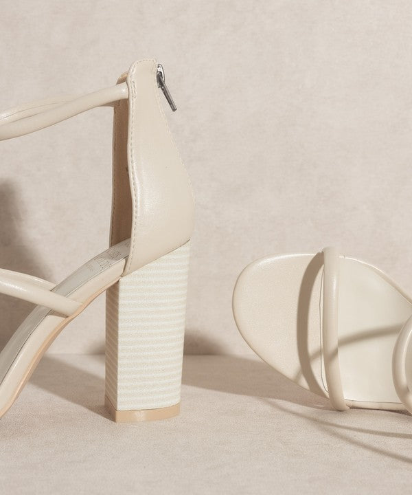 TAYLOR STRAPPY HEEL