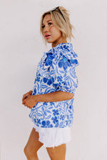 Load image into Gallery viewer, Dark Blue Floral Print Ruffled Bubble Sleeve Blouse
