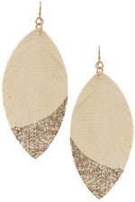 Load image into Gallery viewer, THE FEATHER EARRINGS
