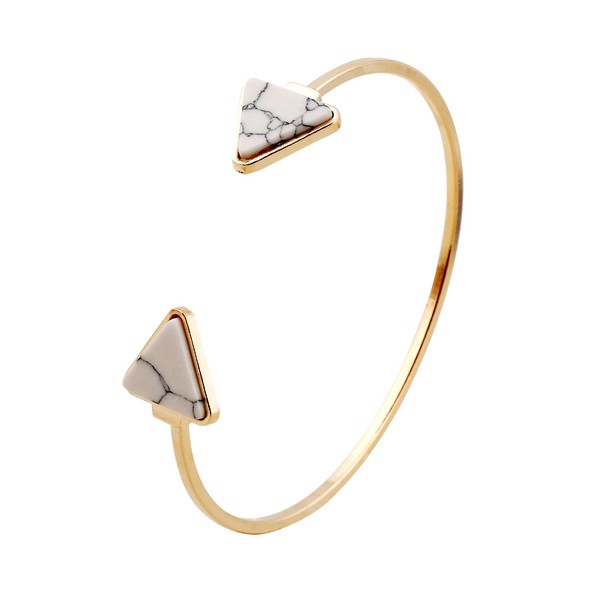 THE TRIANGLE CUFF