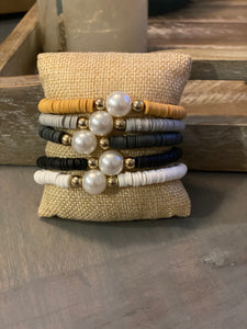 SINGLE PEARL SOLID BRACELET